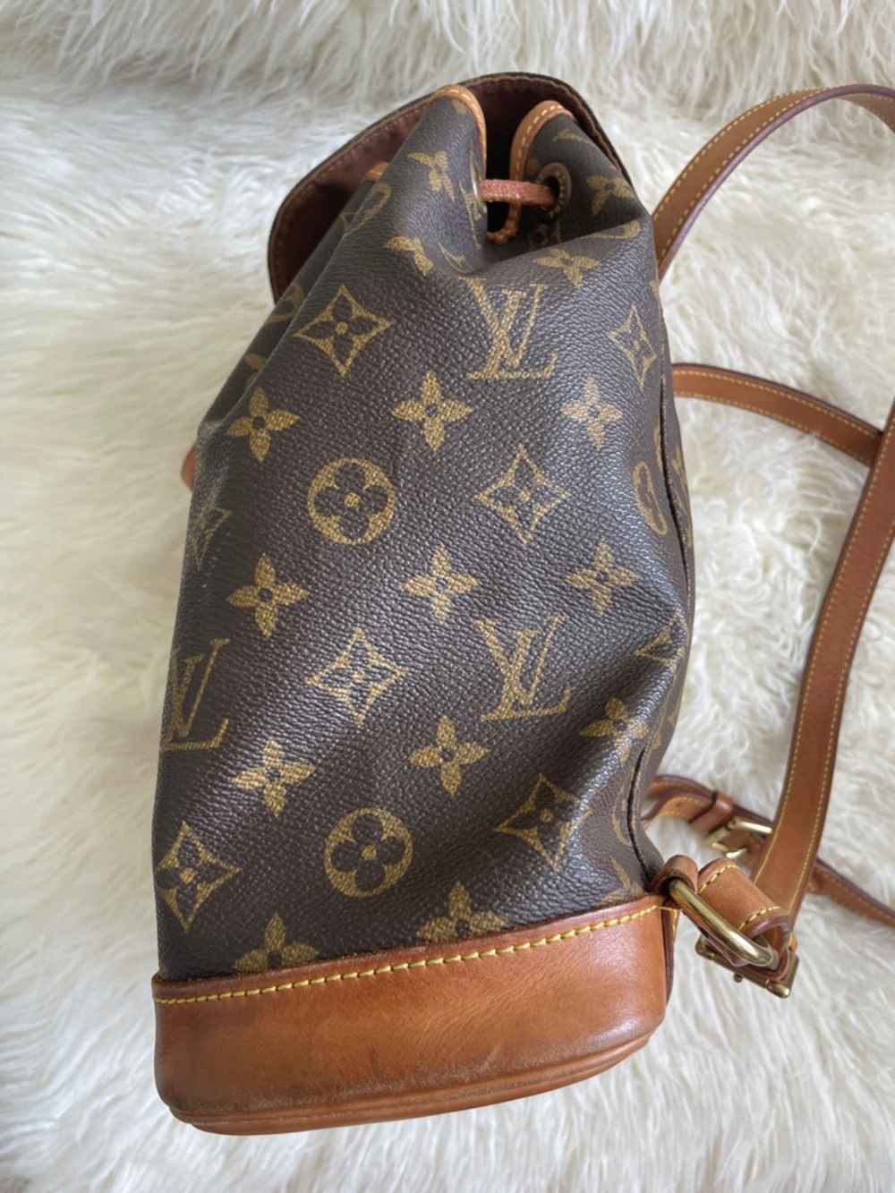 Louis Vuitton MM backpack - Picture 7 of 17